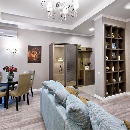 אודסה Jane Stone Apartments מראה חיצוני תמונה