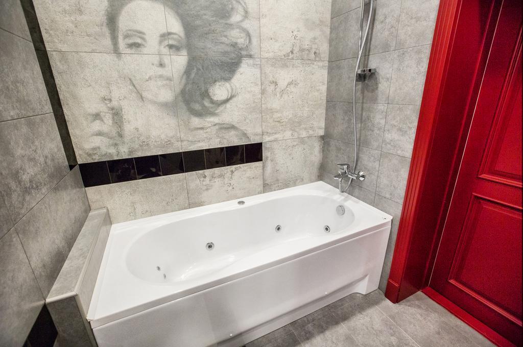 אודסה Jane Stone Apartments מראה חיצוני תמונה